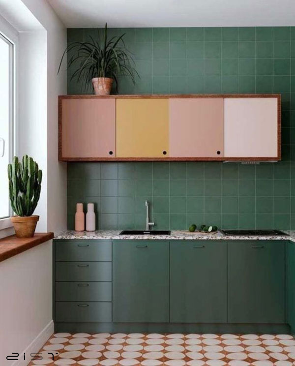استفاده از رنگ‌های خاص و شاد در دکوراسیون داخلی آشپزخانه مدرن