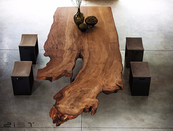 در این تصویر یک مدل میز ناهار خوری چوب و فلز خاص و لوکس را مشاهده میکنید