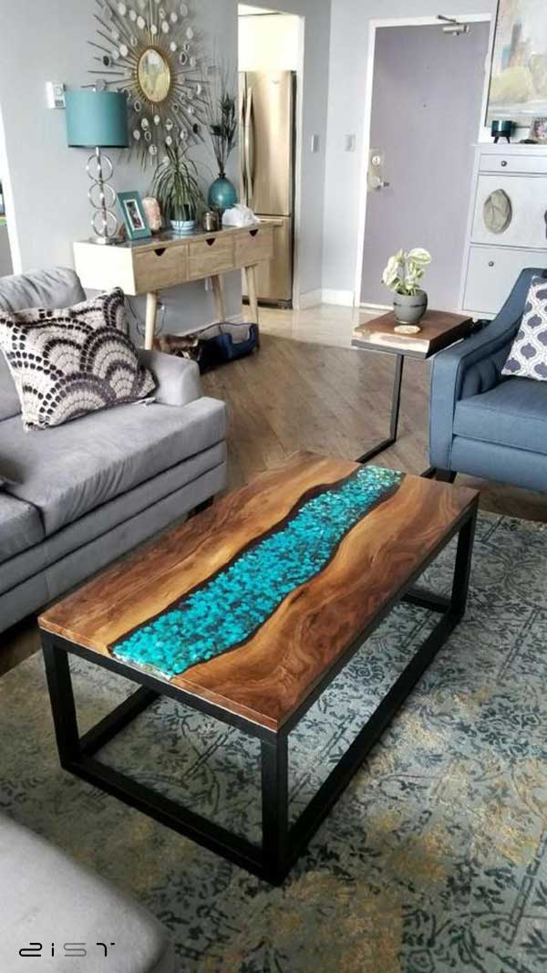 میز جلو مبلی چوب و رزین متناسب با هر سبک دکوراسیون داخلی است