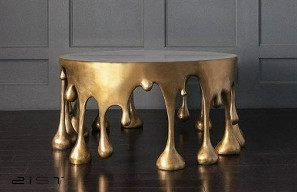 یکی دیگر از انواع مدل‌های میز جلو مبلی مینیمال می‌توان به میز جلو مبلی فلزی اشاره کرد