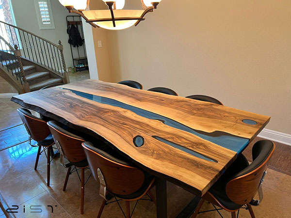 میز ناهار خوری 8 نفره چوب و رزین یک انتخاب عالی برای منزل شما است