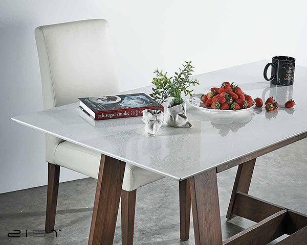 میز ناهار خوری مدرن چوبی و سنگی یک انتخاب عالی برای منزل شما است